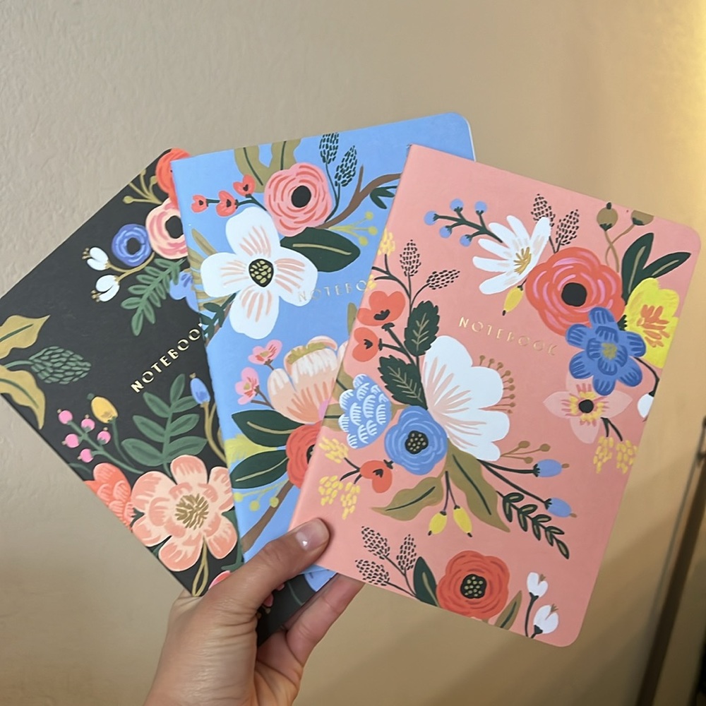 3 Notebook Set - Picture 5 of 5